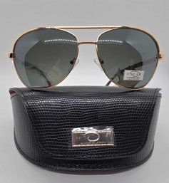 Oscar De La Renta Gold Frame Green Lens Aviator Sunglasses With Branded Case