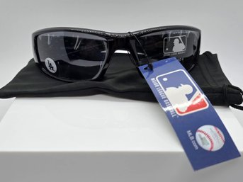 MLB Chrome Wrap Black/Grey Los Angeles Dodgers Sunglasses With Pullstring Case