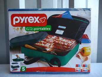 NIB Pyrex Portables 5PC 9 X 13 Casserole With Insulated Carrier Case