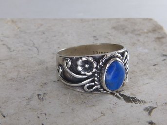 Beautiful Sterling Silver & Blue Lapis Ring