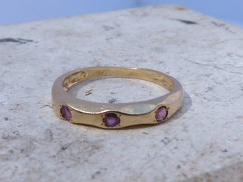 Vintage  10K Yellow Gold 3 Stone Ruby Ring