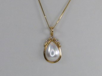 Large 14K Yellow Gold , Pearl &  Diamond Pendant / Necklace