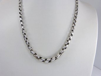 Heavy Sterling Silver Round Graduated Barrel Link Necklace