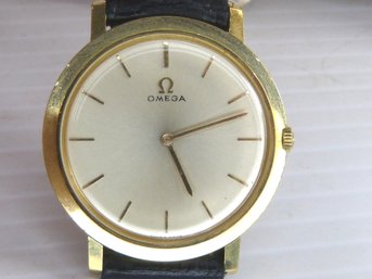 Gorgeous Vintage 18K Yellow Gold Men's Omega Wristwatch