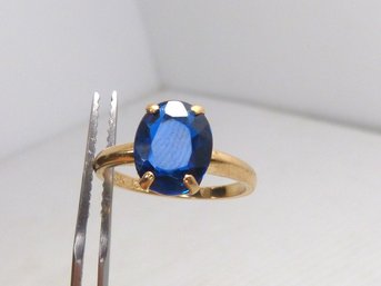 Vintage 10K Yellow Gold  & Large Sapphire Ring