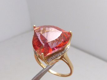 Massive 10K Yellow Gold  , Crimson Topaz & Diamond Ring