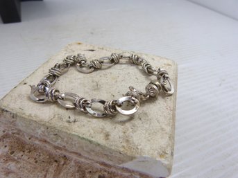 14 K White Gold Link Bracelet