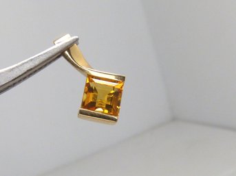 14 K Yellow Gold & Citrine Pendant