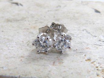 Beautiful Pair Of 14 K White Gold & Diamond Stud Earrings