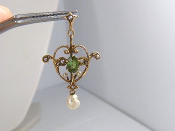 Antique 14 K Yellow Gold , Peridot & Pearl Drop Pendant