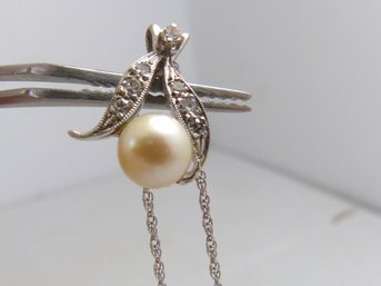 Vintage 14K White Gold Multi Diamond & Pearl Pendant  W Chain