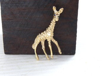 Unique 14K Yellow Gold & Sapphire Giraffe Pin