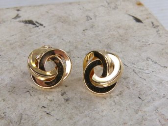 Pair Of 14K Yellow Gold Intertwined Circles Earrings