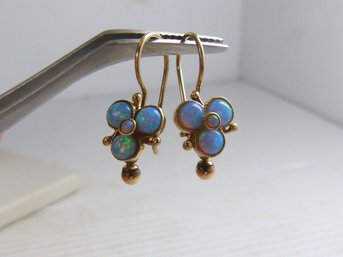 Gorgeous Pair Of Vintage 10K Yellow Gold & Opal Earrings