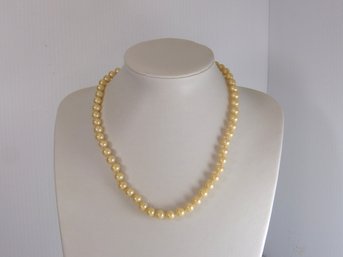 Beautiful 14K Yellow Gold Pearl Necklace