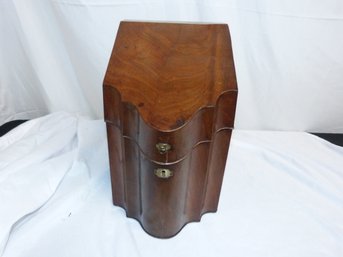 Early Mahogany Knife Box With Pinwheel Inlay