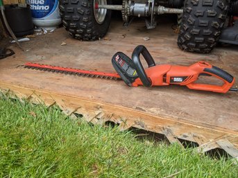 Black & Decker Hedge Trimmers