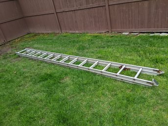 Large Aluminum Extension Ladder