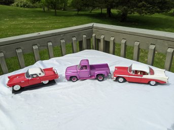 Grouping Of Three Classic 1:18 Scale Road Legends Die Cast Vehicles #2