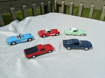 Grouping Of Five Smaller Scale Die Cast Cars #4