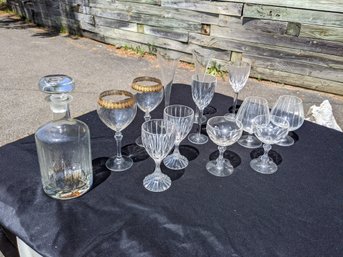 Collection Of 13 Pieces Of Glass / Crystal Barware