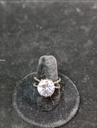 Sterling Ring With Clear Stone Size 8