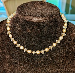 Pearl & Crystal Bead Necklace