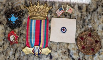 Lot Of 6 - (5)  Vintage Military Medals & (1) USA Pin