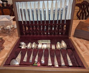 1930's Oneida 78 Piece SIlverplate Flatware Set Service For 12