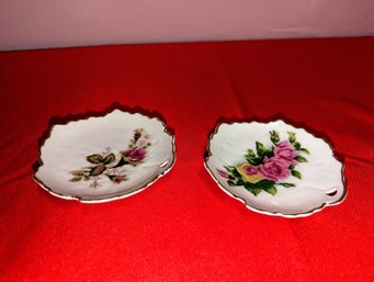 Vintage Japanese  Hand-Painted Porcelain Leaf Dishes