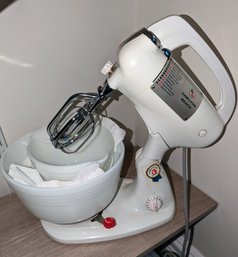 Hamilton Beach 1940's Vintage Stand Mixer