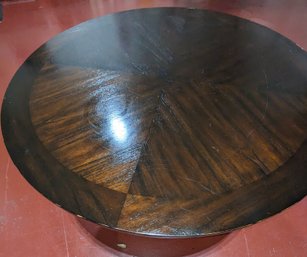 4' Round Table With Footed Pedestal Base