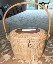 Vintage Nantucket Lightship Basket (1896-1974)