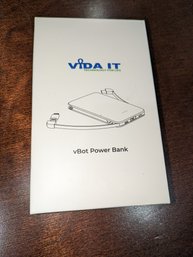 Vida It VBot Power Bank