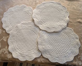 4 Beige Scalloped Edge Cotton Placemats