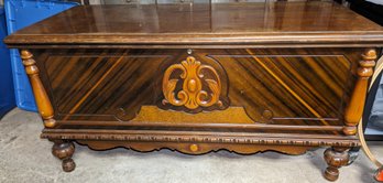 Vintage Lane Cedar Chest