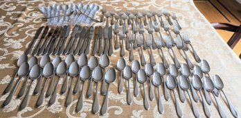 Retroneu 18/8 Buffett Flatware Set - Total Of 94 Pieces