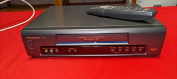 Panasonic PV-7451 VHS Player With Remote