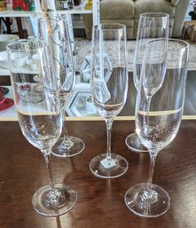 Set Of 5 Champagne Glasses