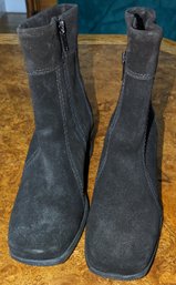 La Canadienne Ladies Black Wedge Waterproof Ankle Boots Size 6.5