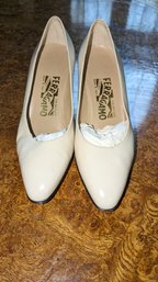 Vintage Ferragamo White Heels Size 6