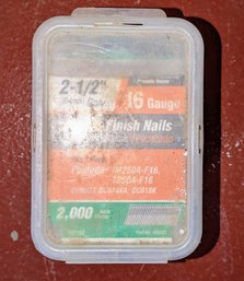 Paslode Angled 2.5' Box Of Finishing Nails, 16 Gauge  ( Box 5 Of 6)