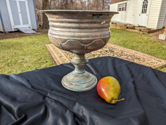 Metal Pedestal Base Bowl / Planter