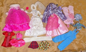 Barbie Accessories And Clothing Lot (19 Items) 2 Of 6