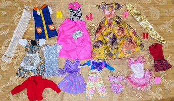 Barbie Accessories And Clothing Lot (25 Items) 5 Of 6
