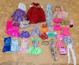 Barbie Accessories And Clothing Lot (33 Items) 6 Of 6