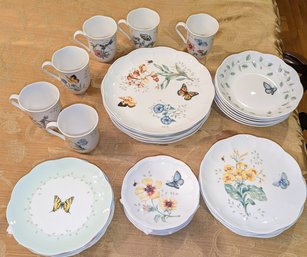 Lenox Butterfly Meadow By Louise Le Luyer, Porcelain Dinner Service For 6 - 36 Total Pieces ( Lot 1 Of 2 )