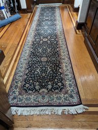 Hand Knotted Persian Rug 150 X 31