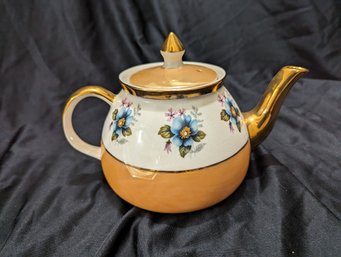 Gibson Staffordshire England Blue Dogwood Flower Porcelain Tea Pot