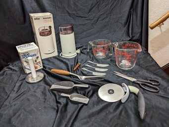 Collection Of 13 Kitchen Items With Some Dansk And Pyrex Pieces